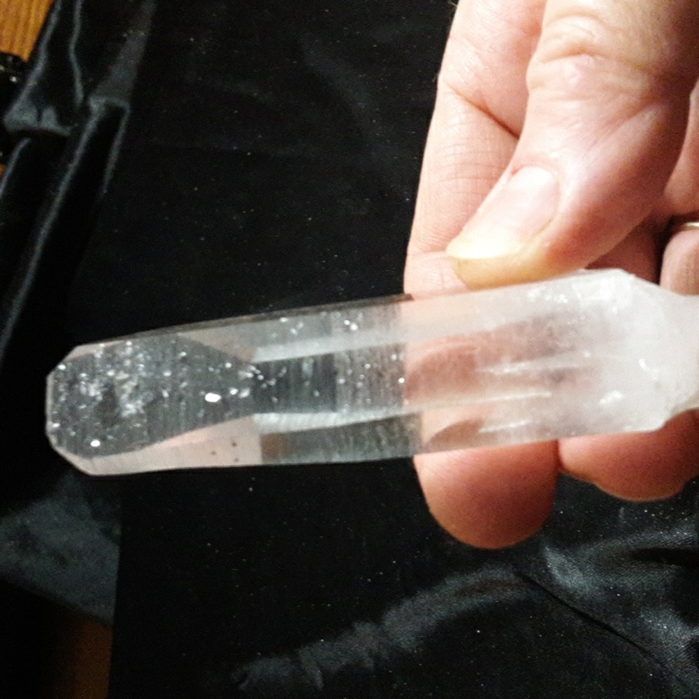 Quartz Crystal Point - Picture 6 of 7